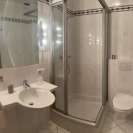 De La Station Hotel 4*