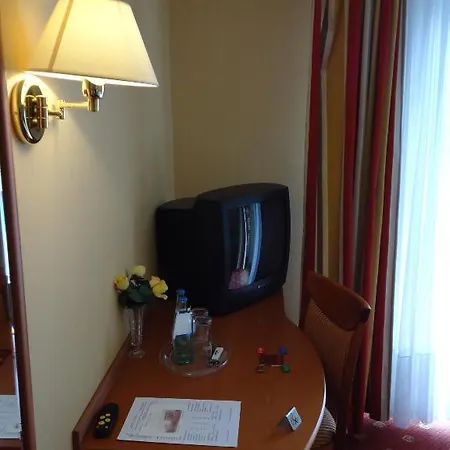 Hotel De La Station 4*