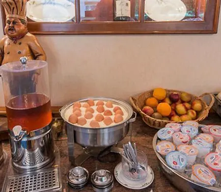 De La Station Hotel 4*